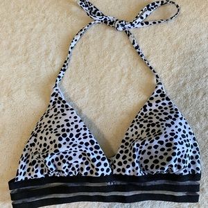 🤍 DONATING TOMORROW - SHEIN Bikini Top